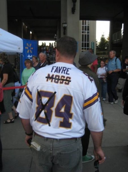 brett favre vikings jersey. Randy Moss Brett Favre Jersey