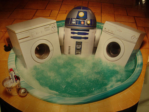 R2D2 in the hot tub with some fine appliances. R2D2 in the hot tub with some fine appliances.